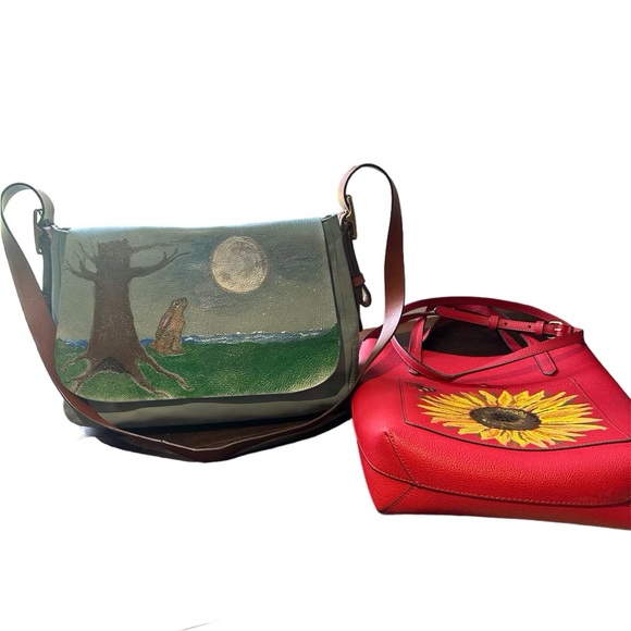 Meet your posher, Monica🌿 - Picture 15 of 15